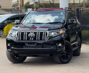 Toyota Land Cruiser Prado 2.8 2018 Black