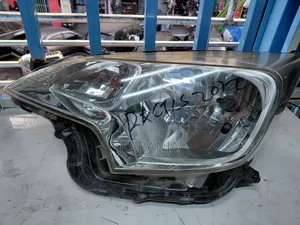 Toyota Ractis 2012
