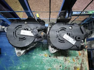 Alternator Nissan Xtrail,Serena,Juke Mr20 Engine.