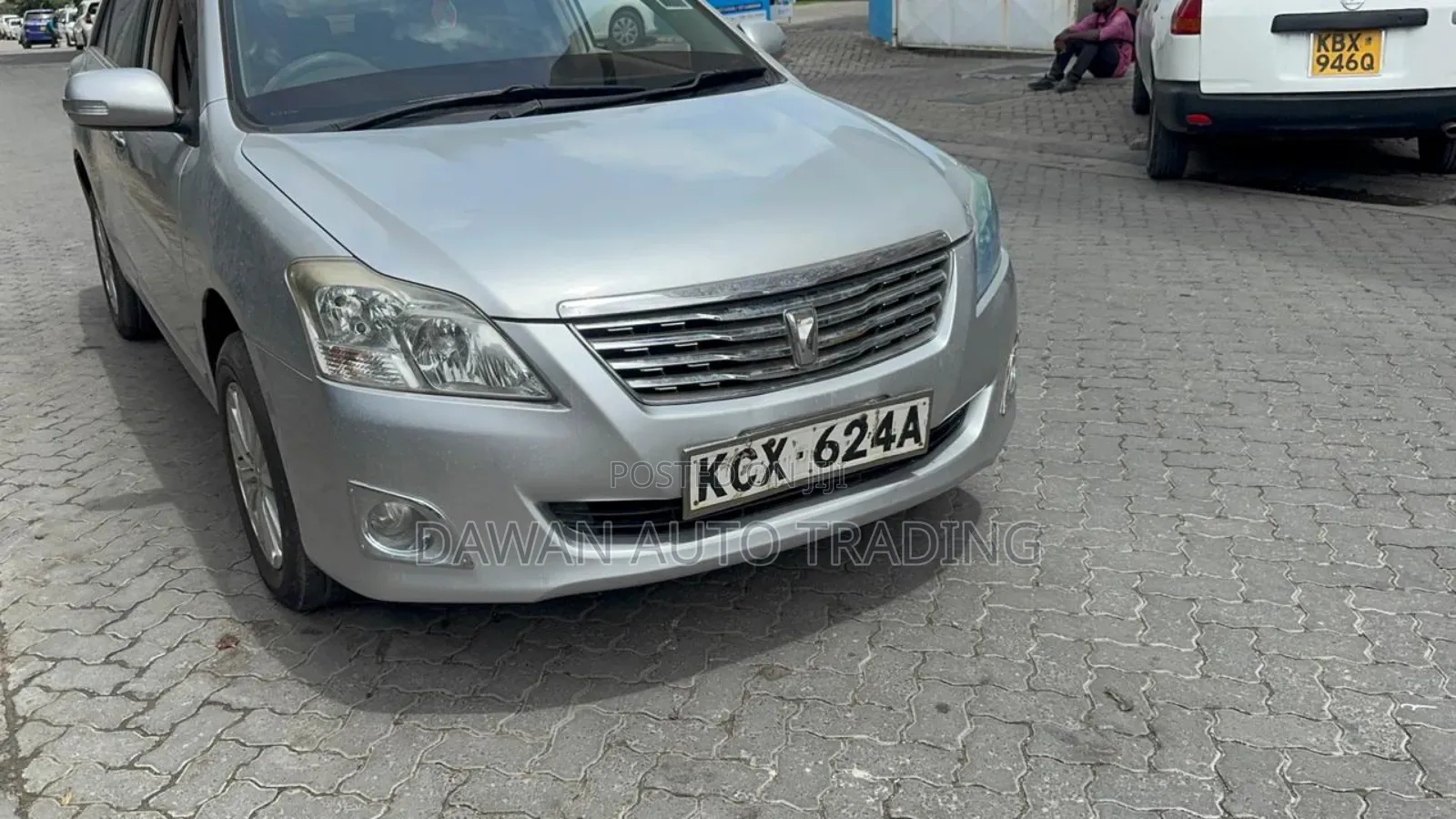 Toyota Premio 2013 Silver