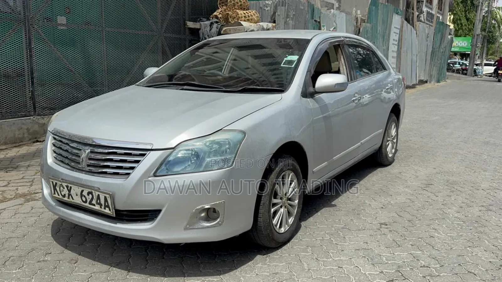 Toyota Premio 2013 Silver