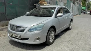 Toyota Premio 2013 Silver