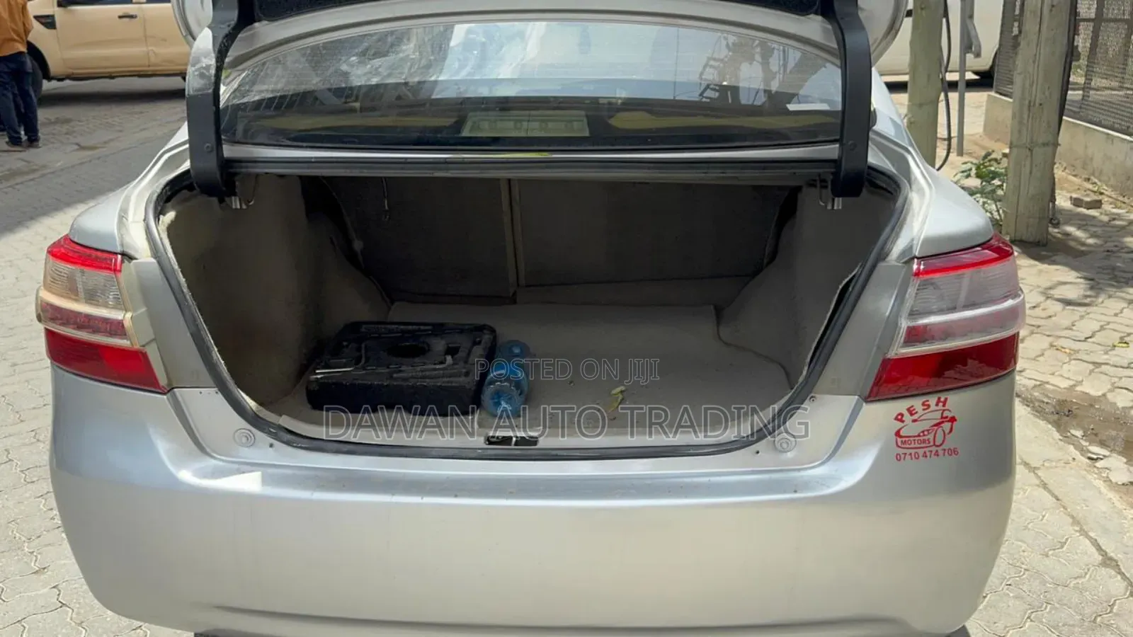 Toyota Premio 2013 Silver