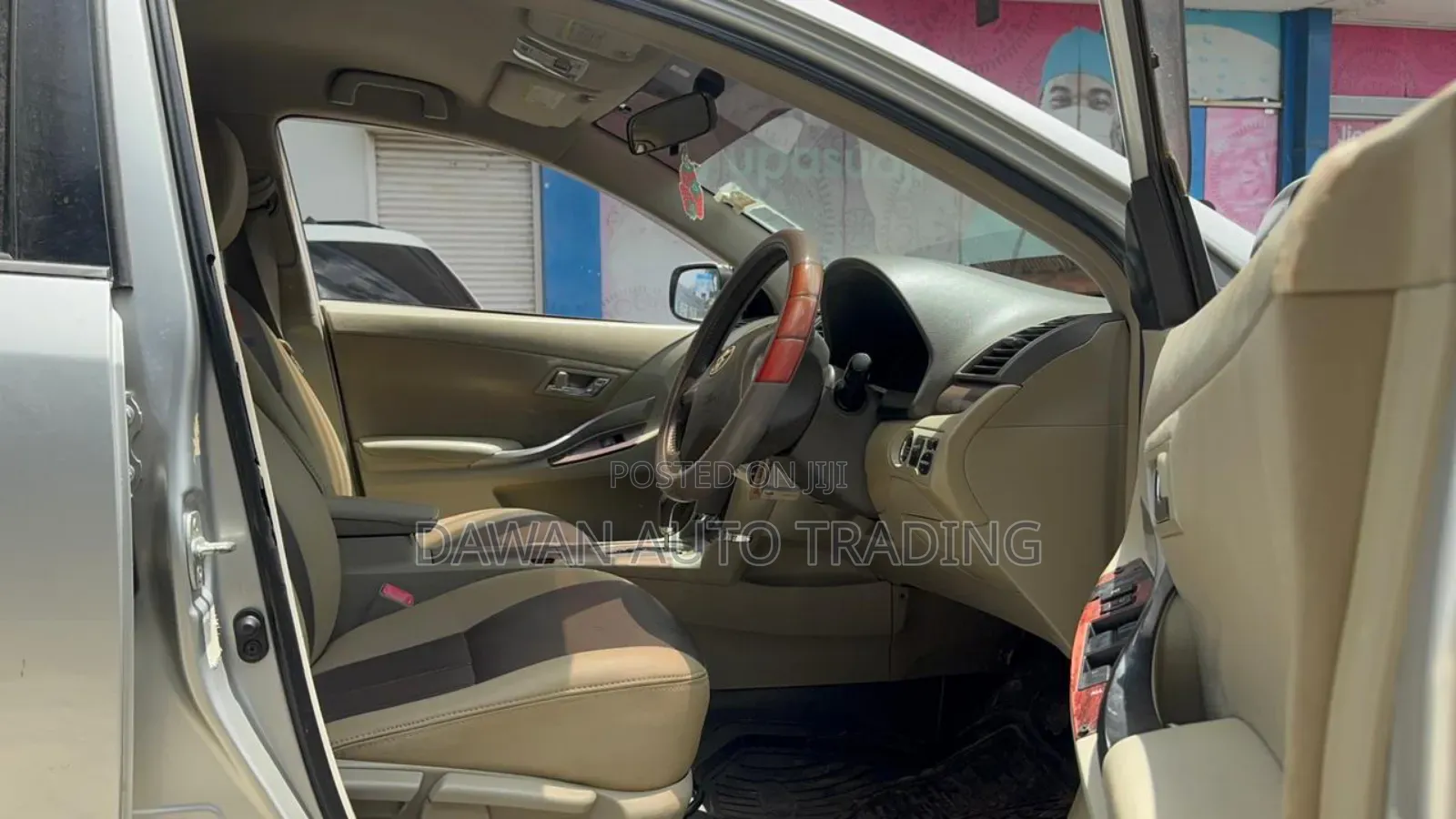 Toyota Premio 2013 Silver