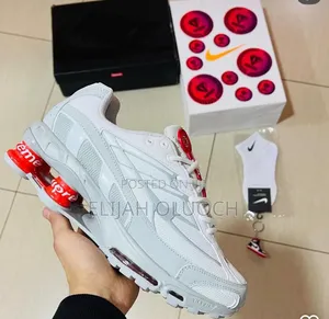 Nike Shox Supreme White Grey Fog