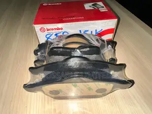 Brake Pad Set 8e