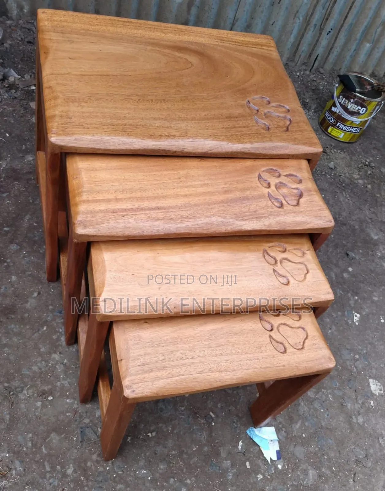 Mahogany Vanish Solid Nestle Stools