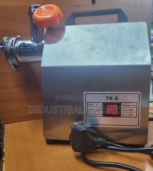 Commercial M8 Meat Mincer Available