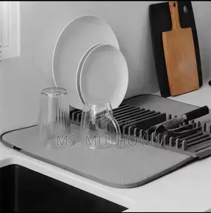 Umbra Udry Dish Drying Rack With a Microfiber Mat.