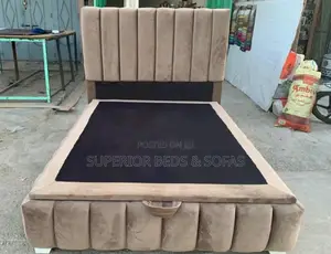 5x6 Upholstered Bed With a Tufted Headboard