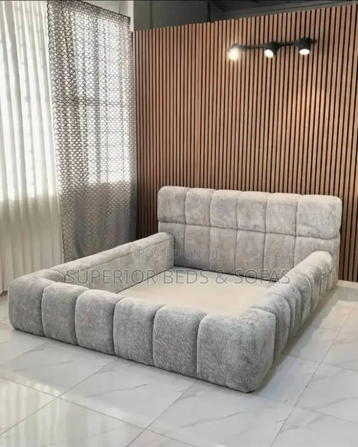 5x6 Plush Cozy Upholstered Bed in Soft Fabric