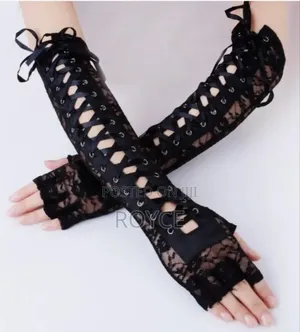 Fingerless Lace Gloves