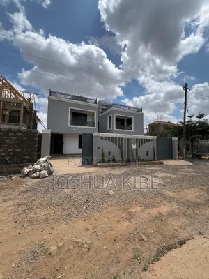 4bdrm Mansion in Membley Estate for rent