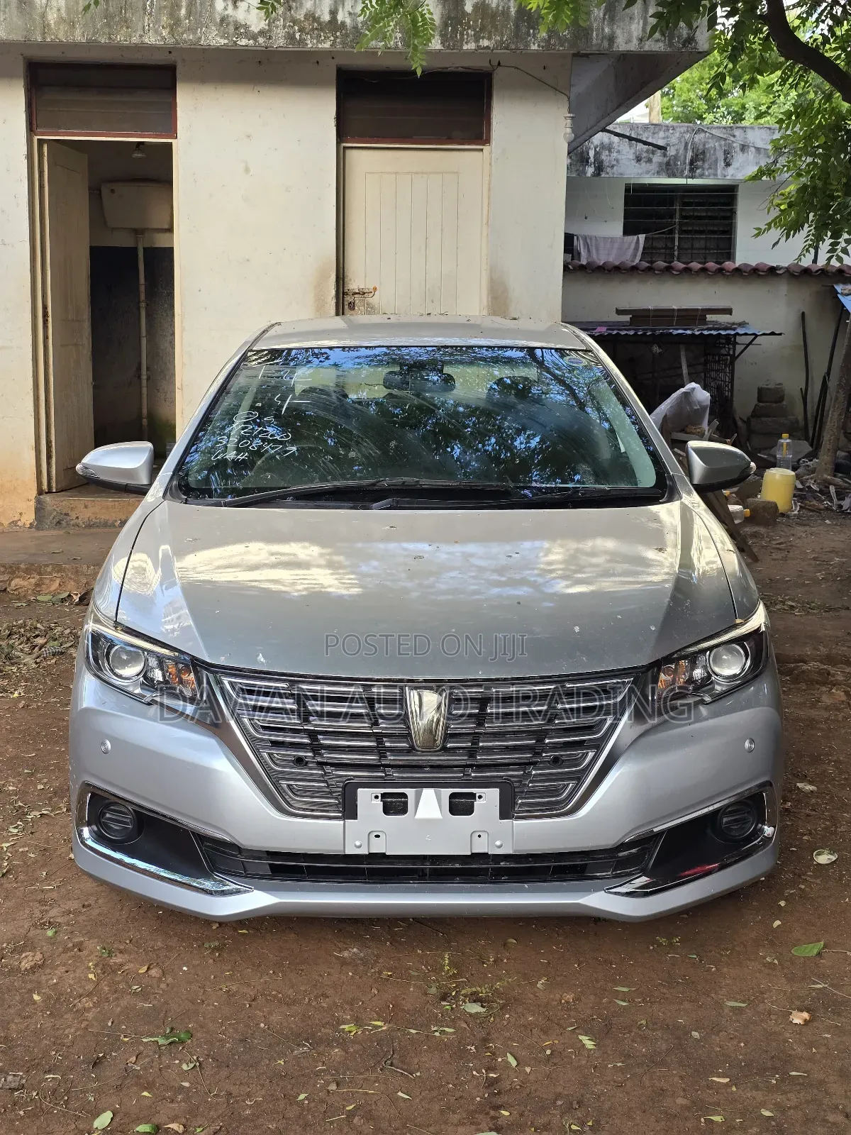 Toyota Premio 2019 Silver