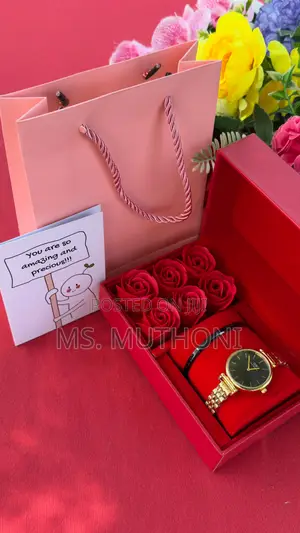 Valentines/ Birthday Ladies Daniel Wellington Gift Set
