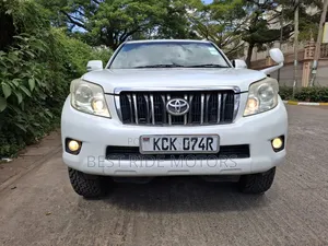 Toyota Land Cruiser Prado 2.7 i 2010 White