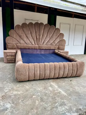 5x6 Shell Elegance Bed for Artistic Flair With 2 Sideboxes