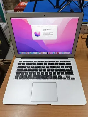 Laptop Apple MacBook Air 4GB Intel Core i5 SSD 128GB