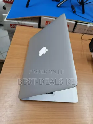 Laptop Apple MacBook Air 4GB Intel Core i5 SSD 128GB