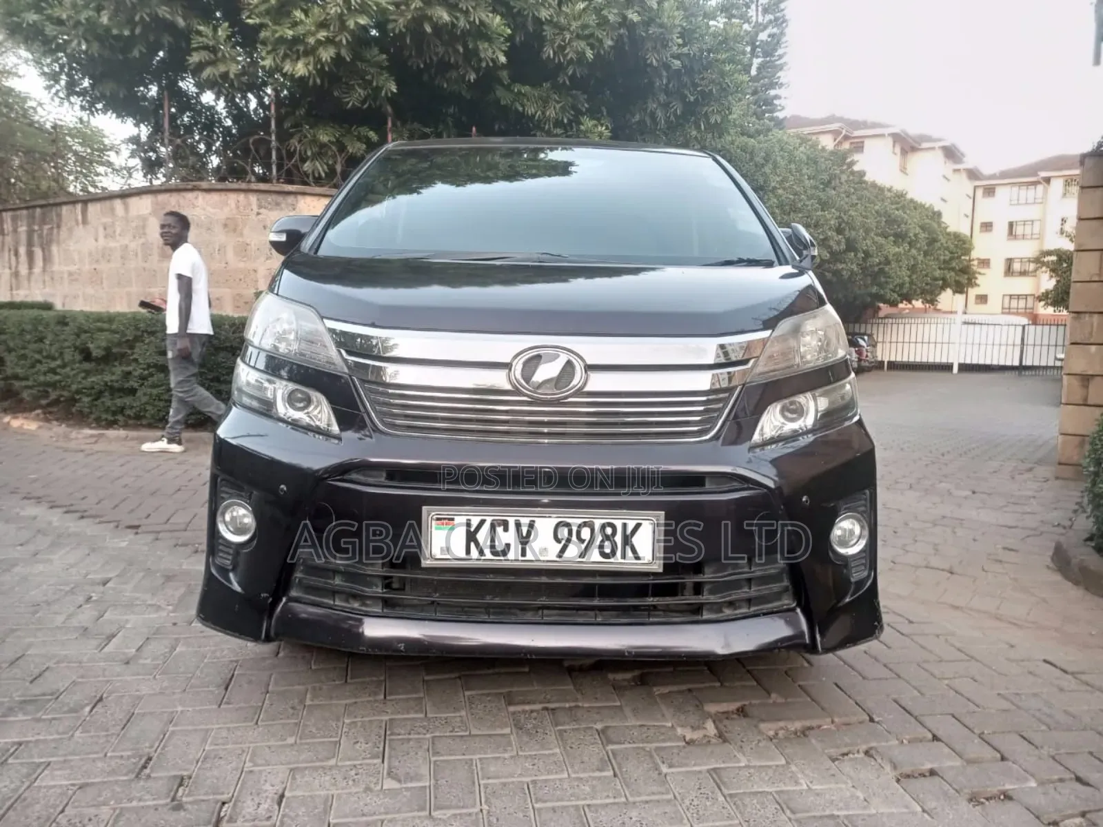 Toyota Alphard 2013 Black