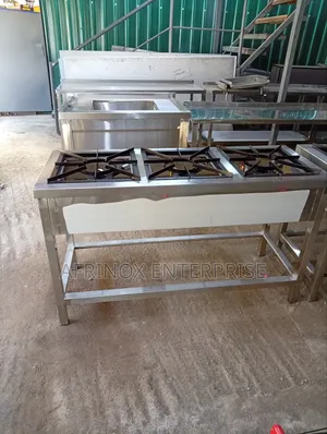 Gas Cooker,Triple Gas Burning Points, Ready Made Payment Upon Delivery