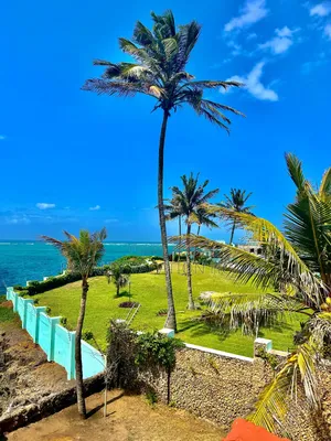 5 Bedroom Beachfront Villa in Nyali