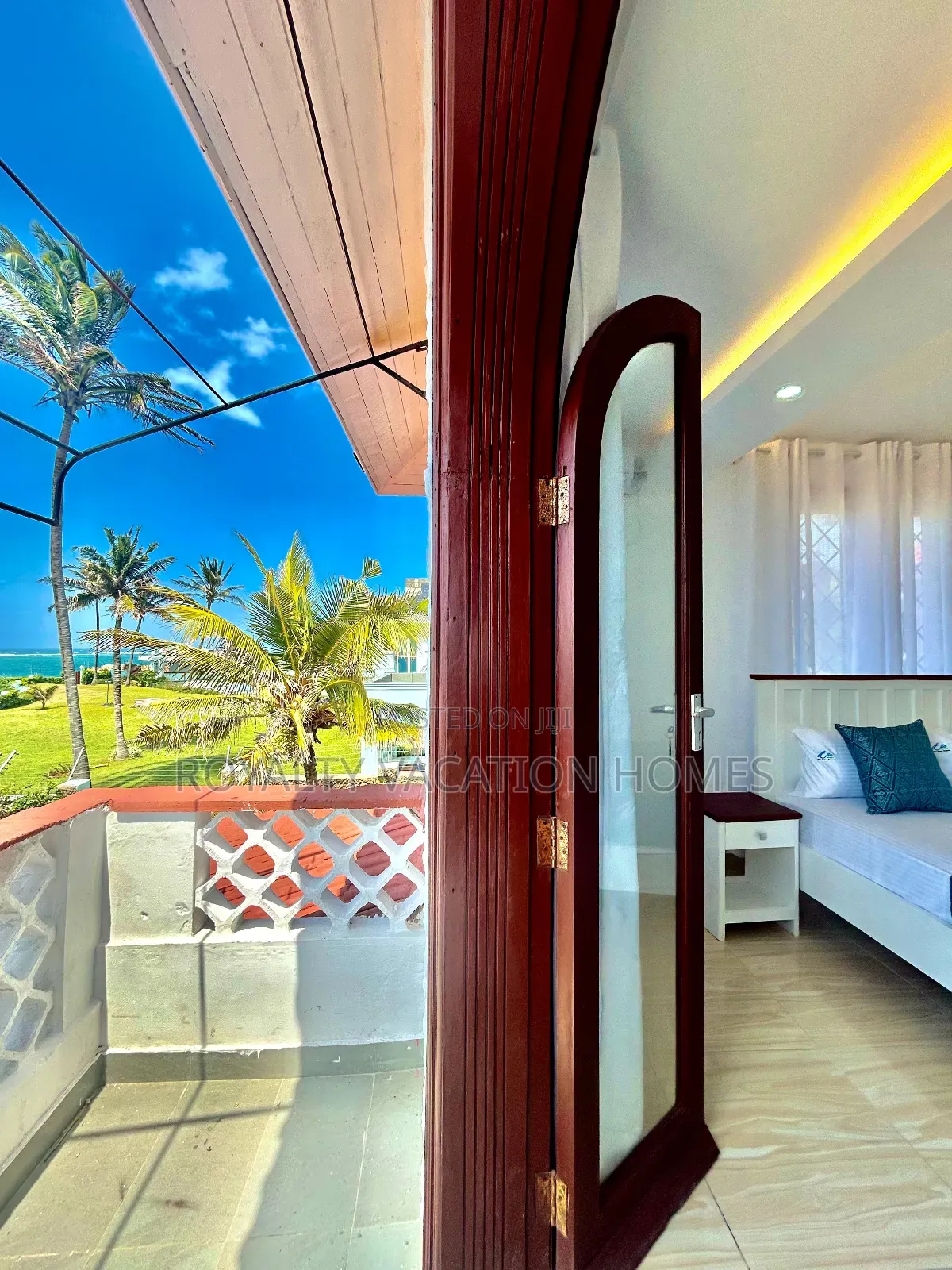 5 Bedroom Beachfront Villa in Nyali