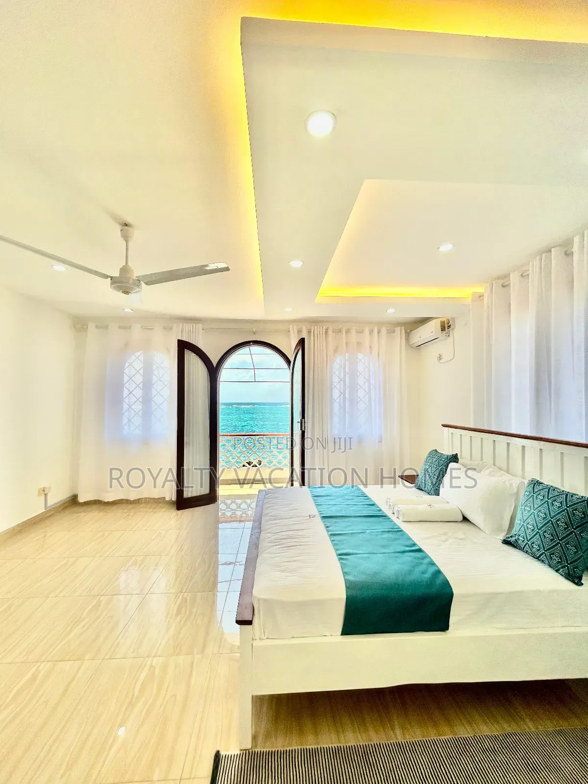 5 Bedroom Beachfront Villa in Nyali