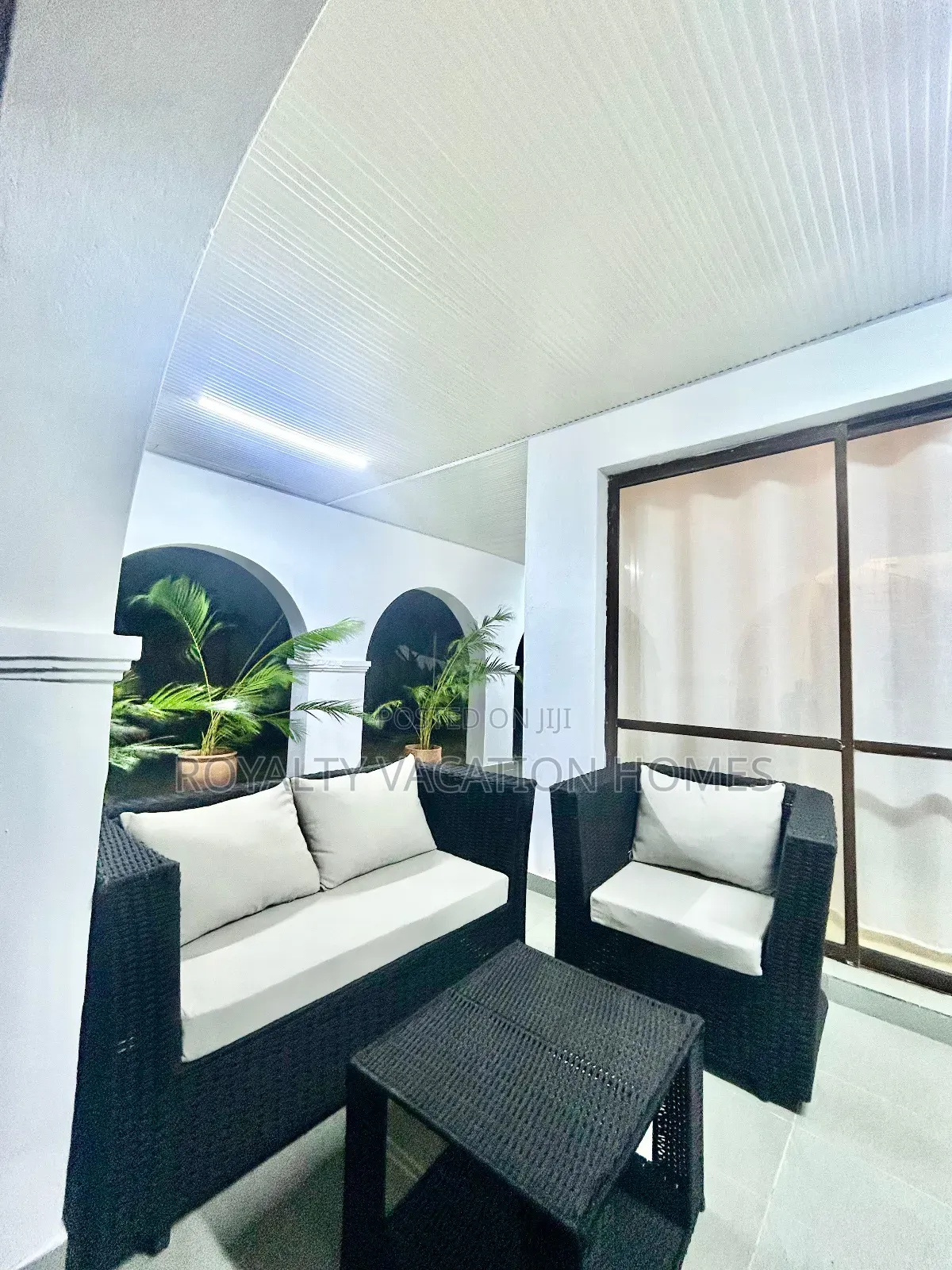 5 Bedroom Beachfront Villa in Nyali