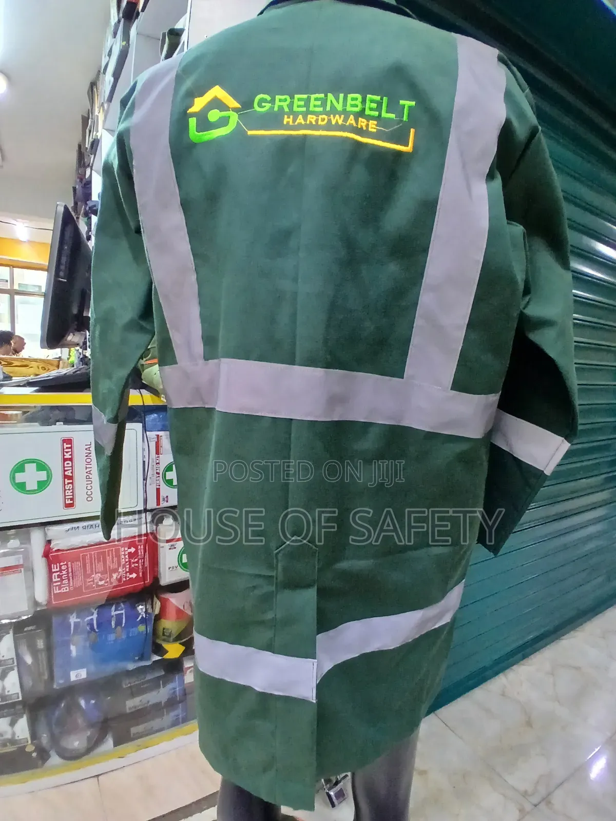 360-Degree Visibility Dust Coats