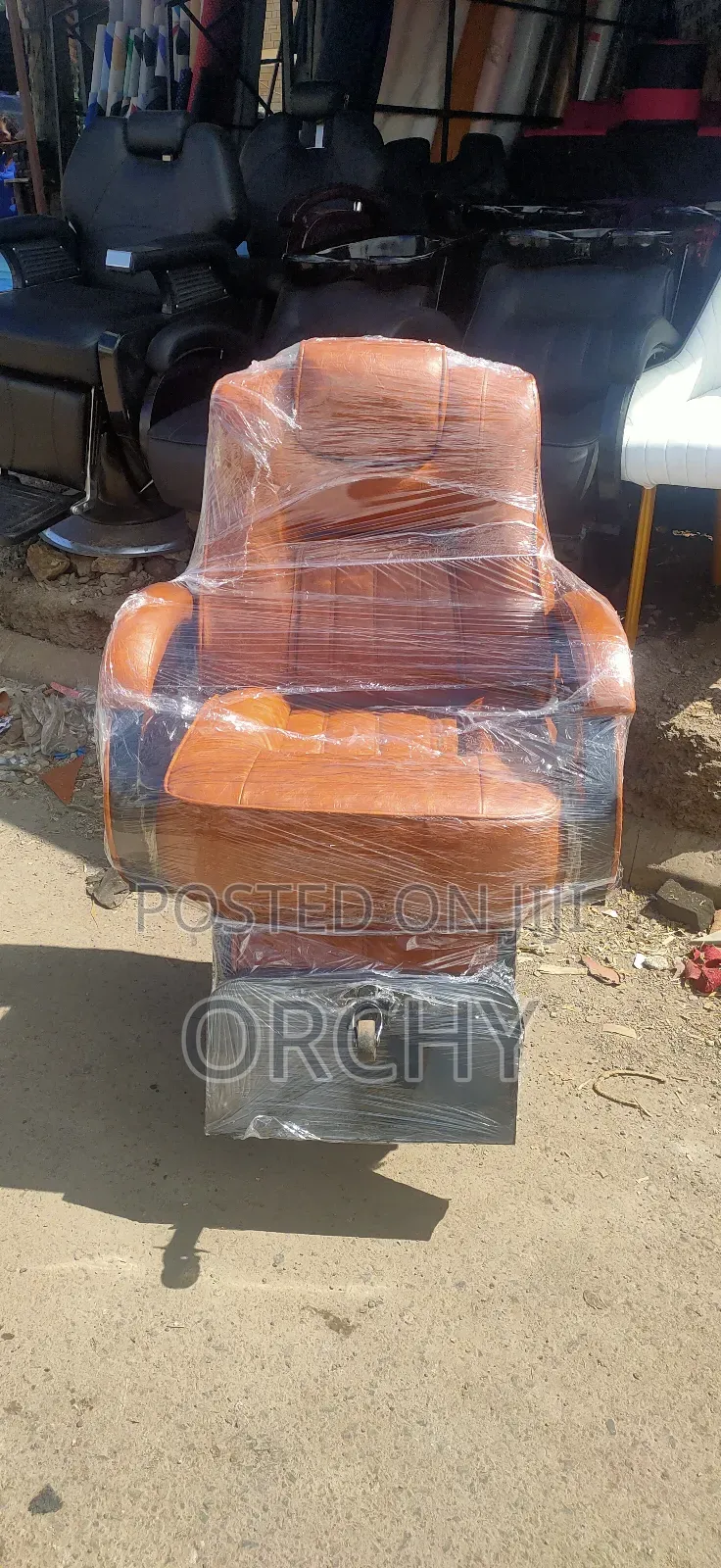 Brown Kinyozi Seats