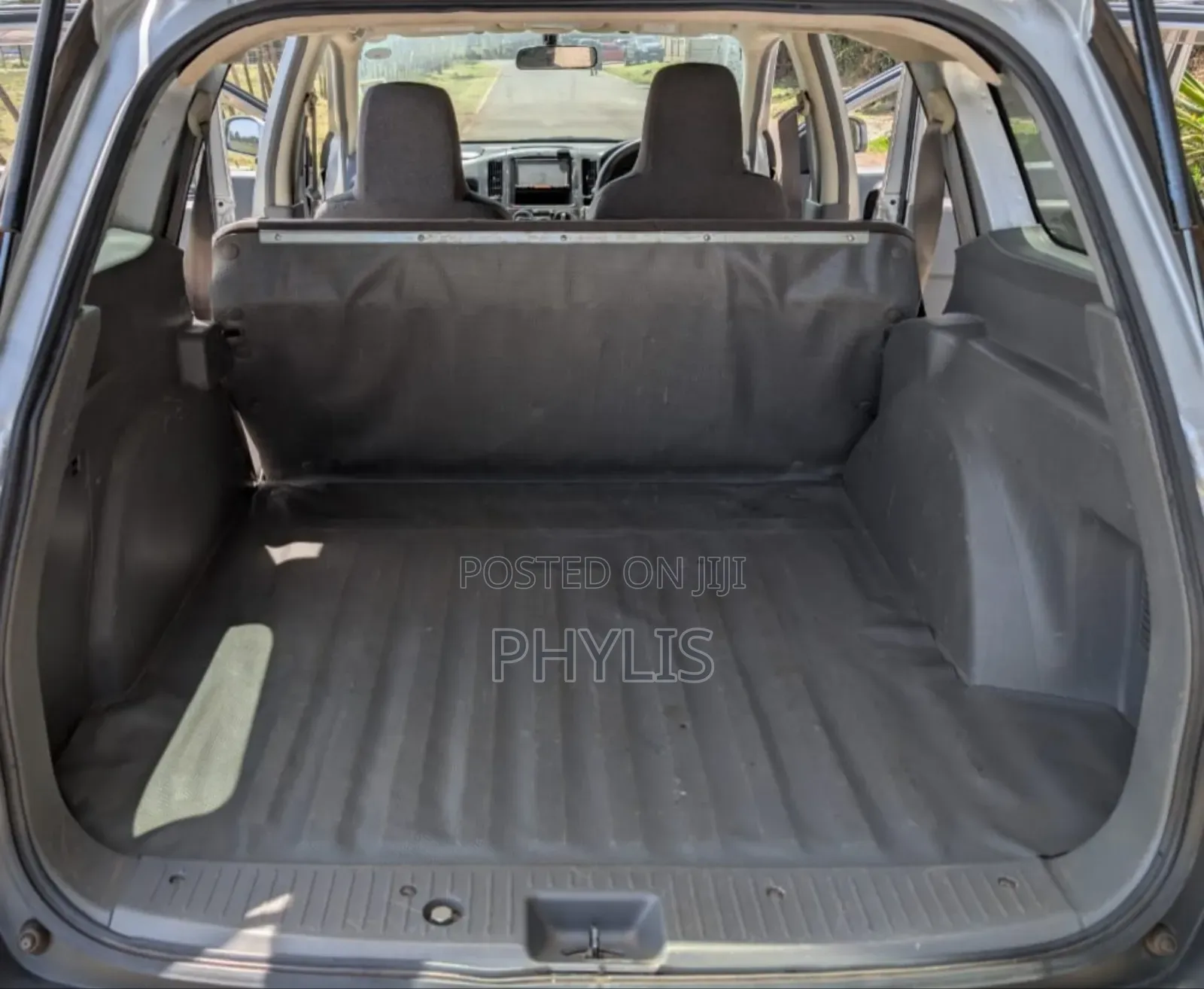 Nissan Advan 2015 Silver
