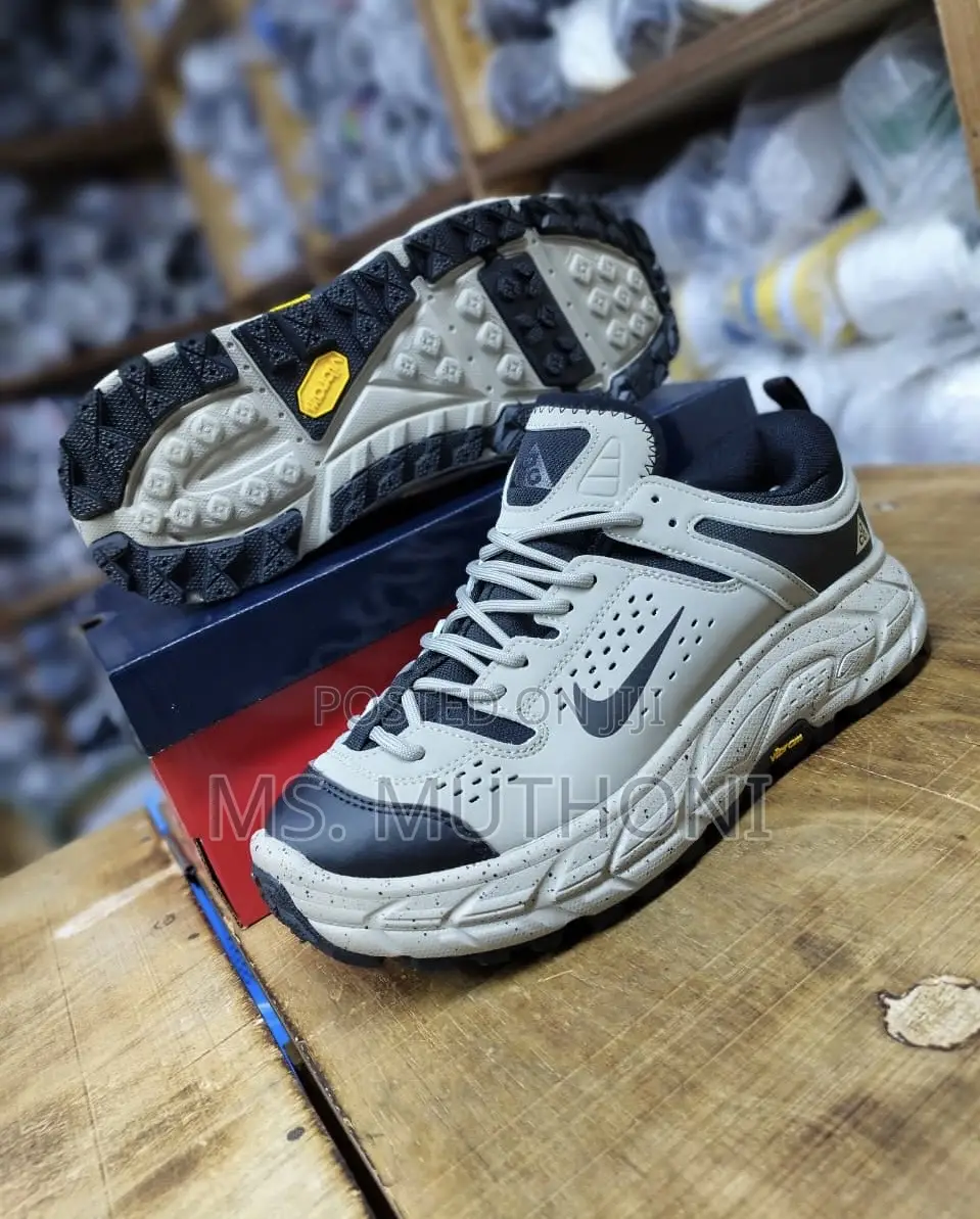 Nike Acg Mountain Fly Low Sneakers Size 40-45