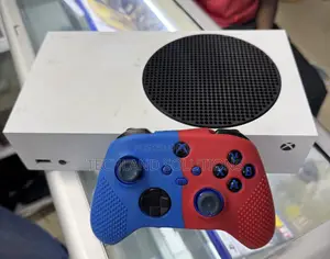 Previously Well Used Xbox Series S
