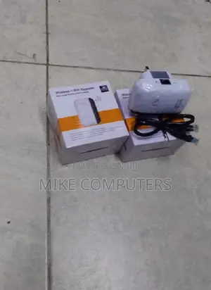 Compact Design Wall Plug 300mbps Wifi Range Extender Booster