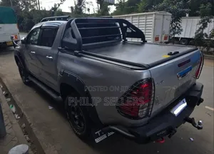 Roof Rails – Perfect for Extra Cargo and Adventure Gear
Built for Work
