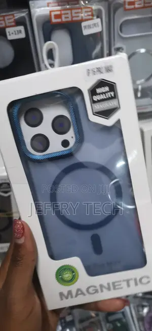 Zakuer iPhone 16 Pro Max Transluscent Case Compatible With Magsafe
