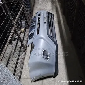 Nissan X-Trail Nt31 Front Bumper Complete, Model 2012. Clean Ex Japan