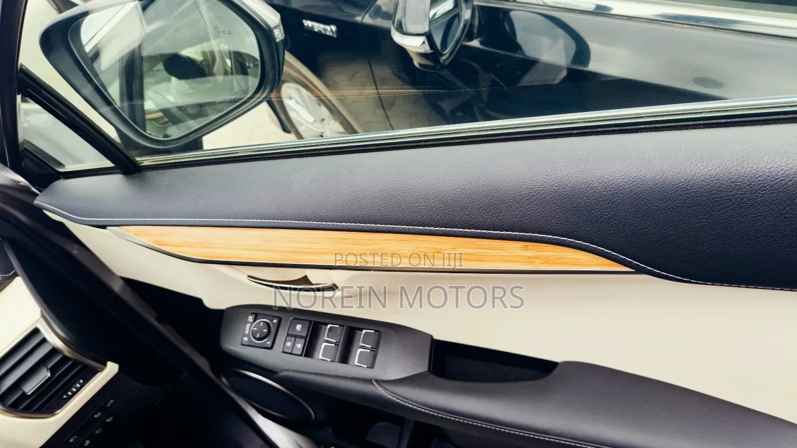 Lexus NX 300h 2019 Silver
