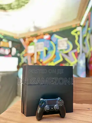 Ps4 STD 500gb Chipped 8 Games