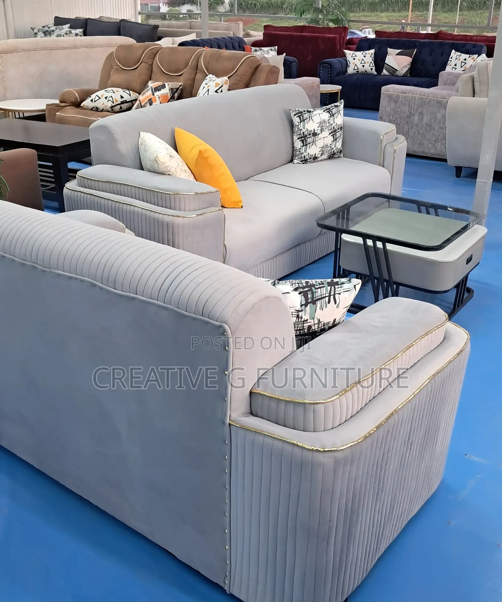 *Classic Vogue Sofa 5-Seater Set