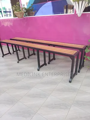 Customized 9ft Wooden Metallic Garden Outdoor Benches