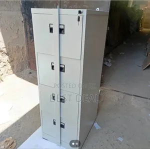 Metallic Filling Cabinets With Metallic Lockable Bar