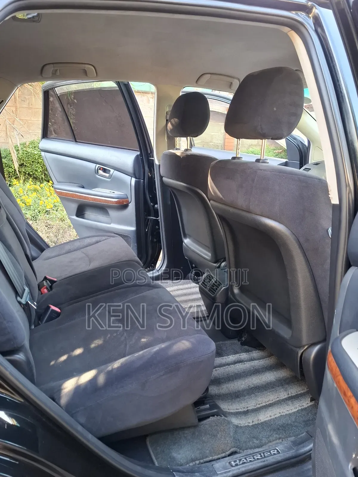 Toyota Harrier 2.4 2011 Black