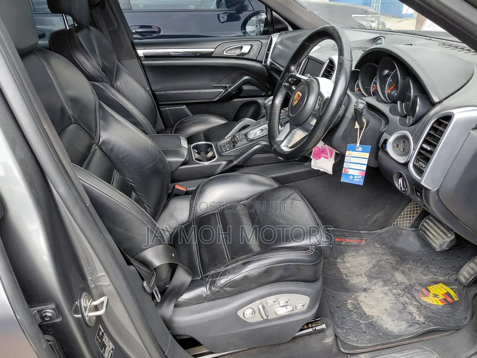 Porsche Cayenne 2016 Gray