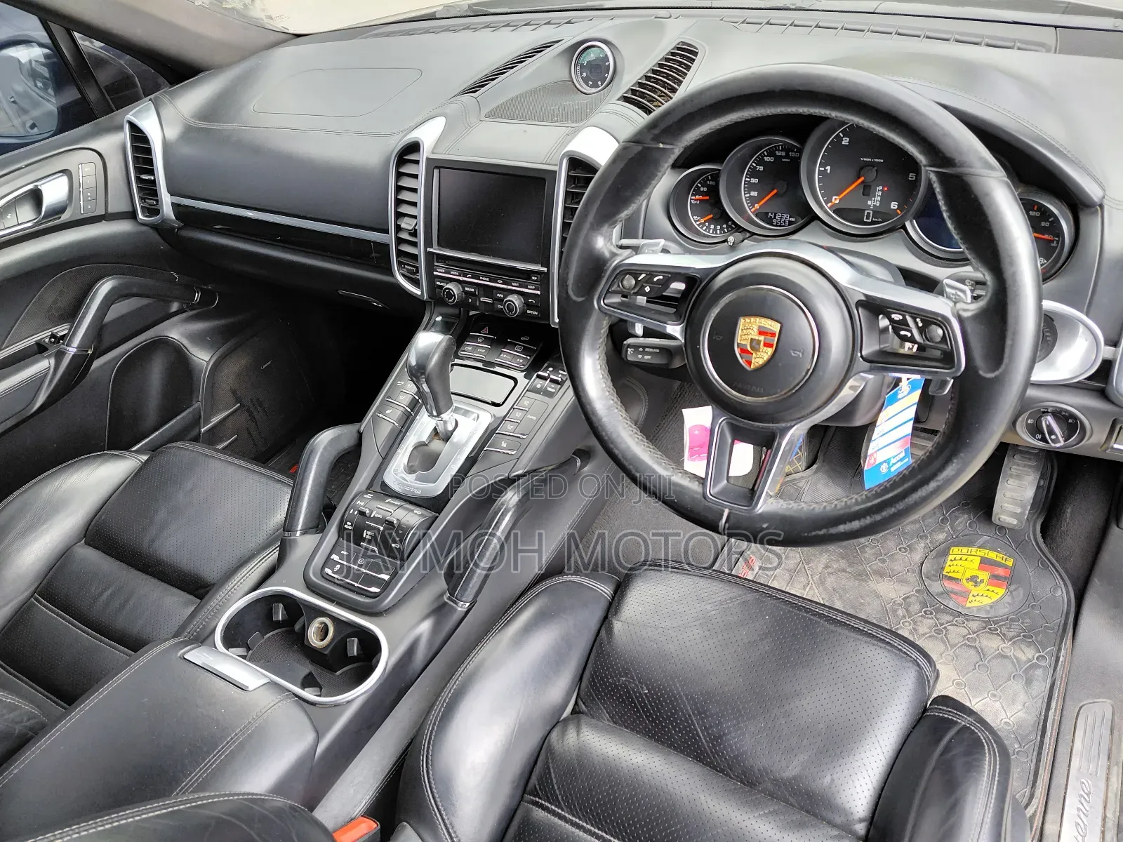 Porsche Cayenne 2016 Gray