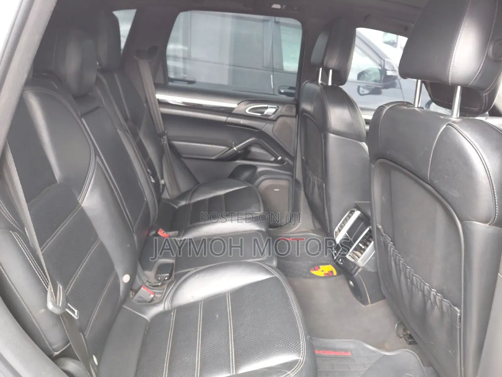 Porsche Cayenne 2016 Gray