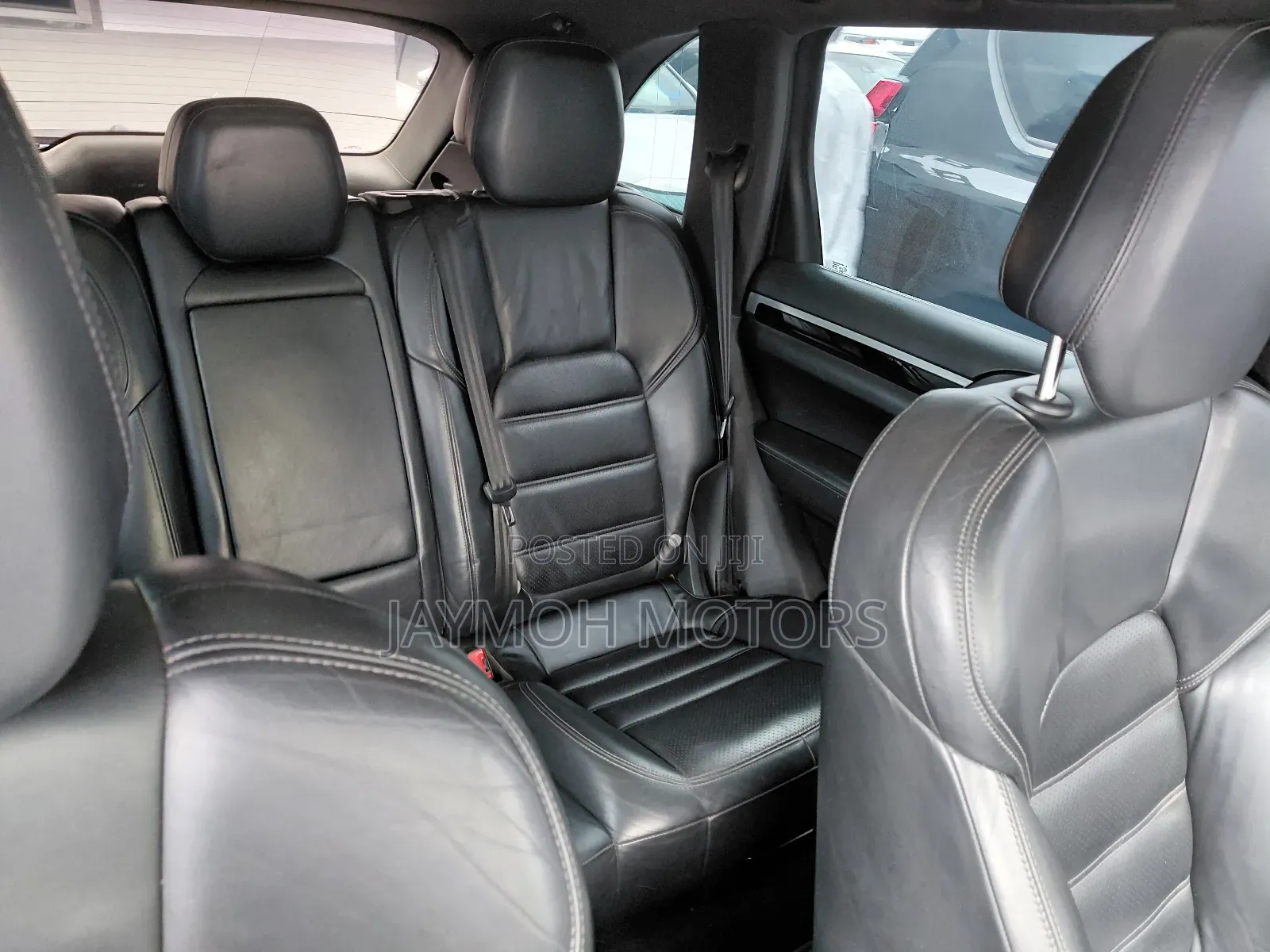 Porsche Cayenne 2016 Gray