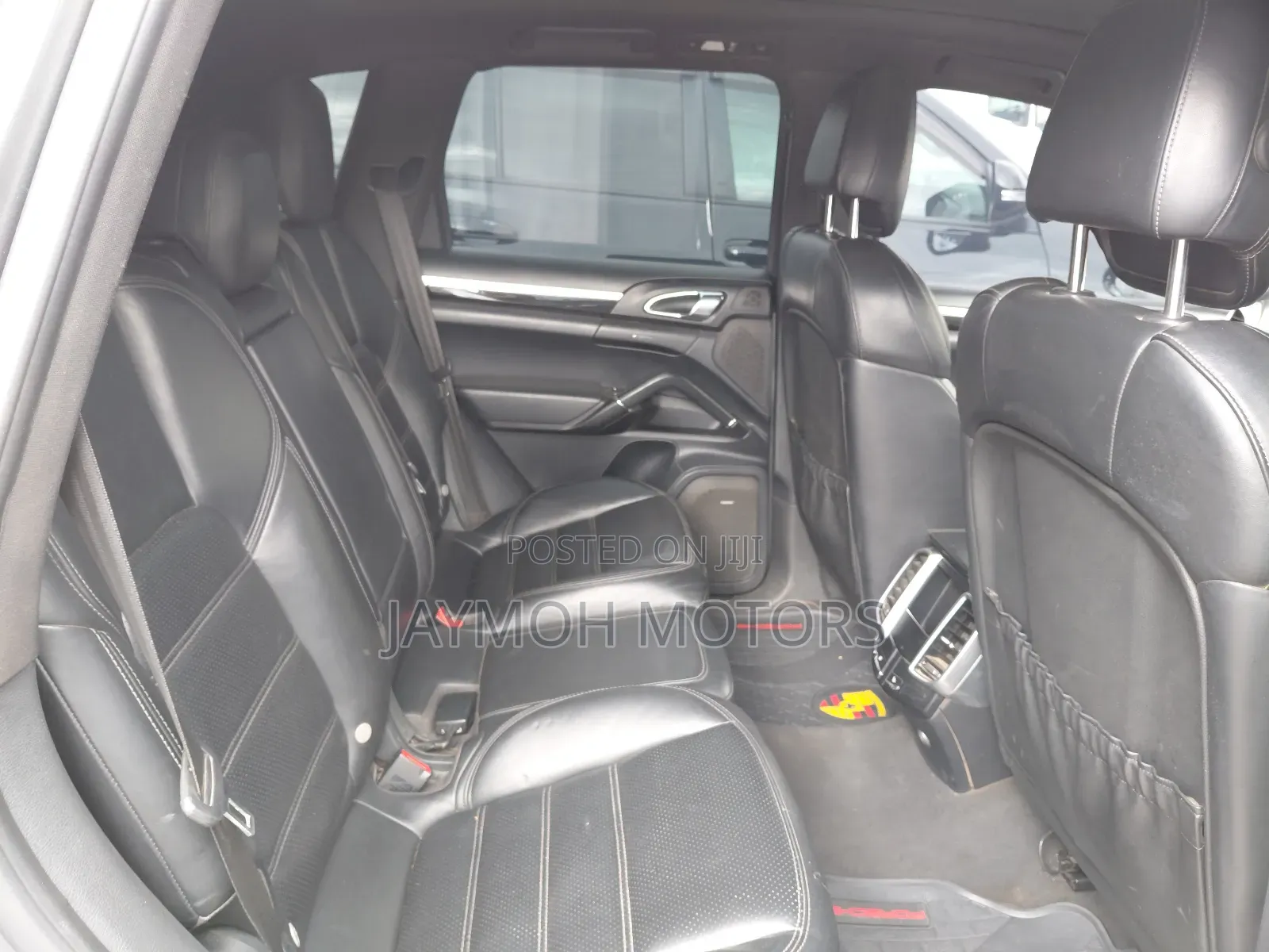 Porsche Cayenne 2016 Gray