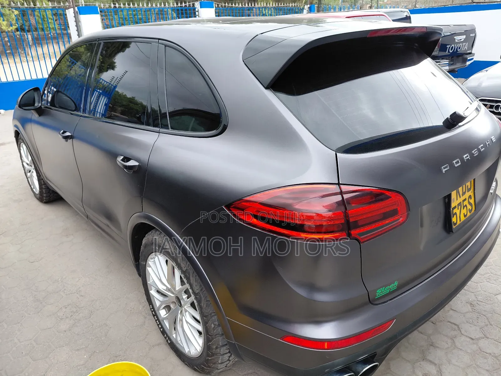 Porsche Cayenne 2016 Gray